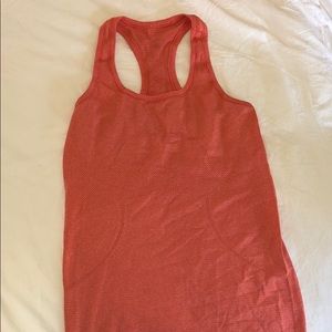 lulu lemon workout top